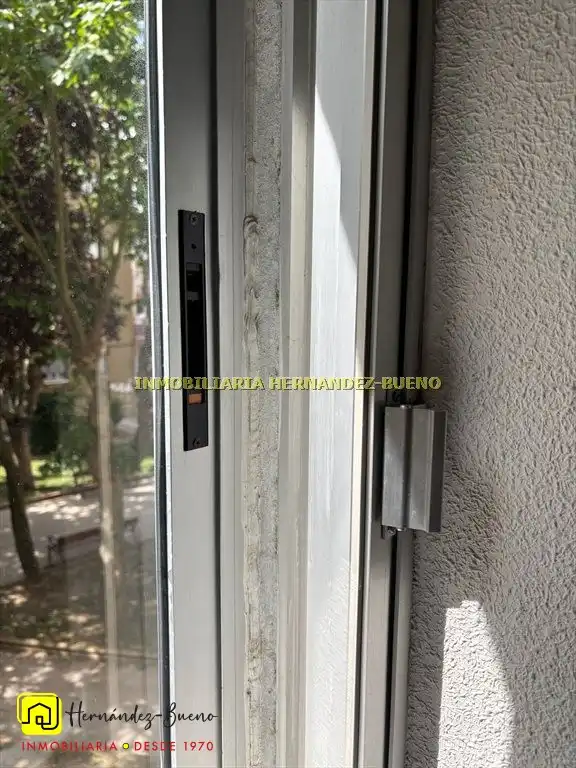 Vista exterior de Piso en venta en Salamanca con Calefacción, Trastero y Amueblado