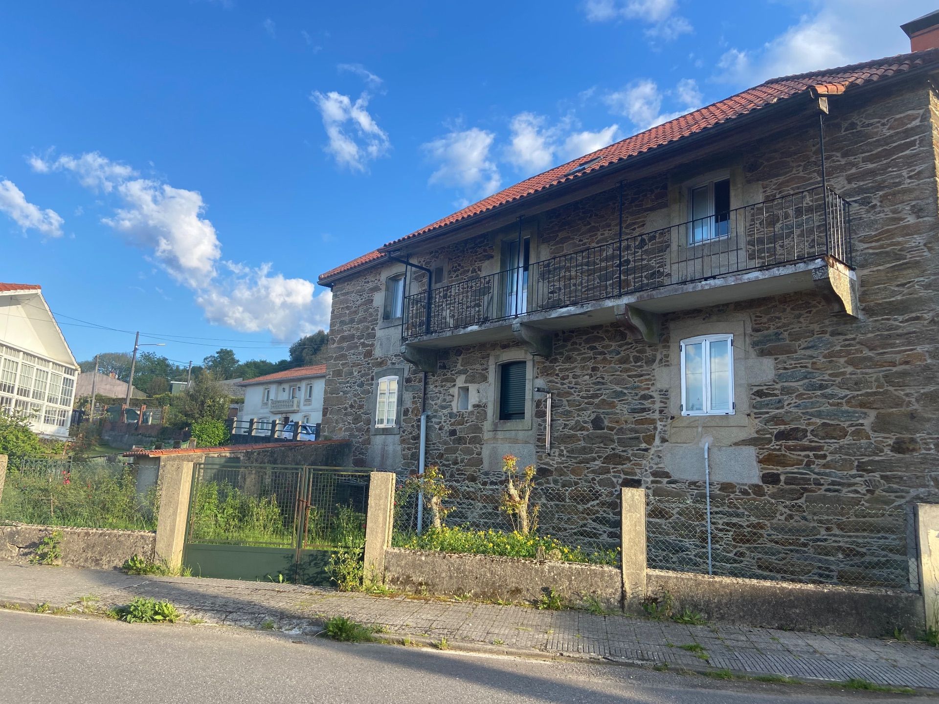 Vista exterior de Finca rústica de lloguer en Forcarei amb Traster