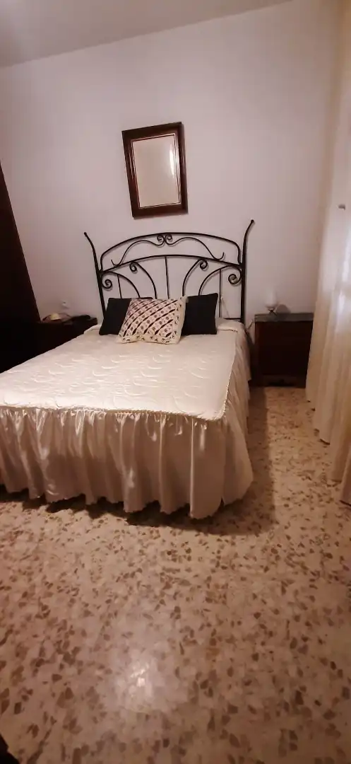 Schlafzimmer von Wohnung zum Verkauf in Córdoba mit Klimaanlage, Heizung und Balkon