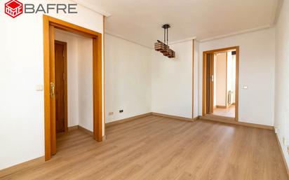 Bedroom of Attic for sale in  Madrid Capital  with Air Conditioner and Terrace