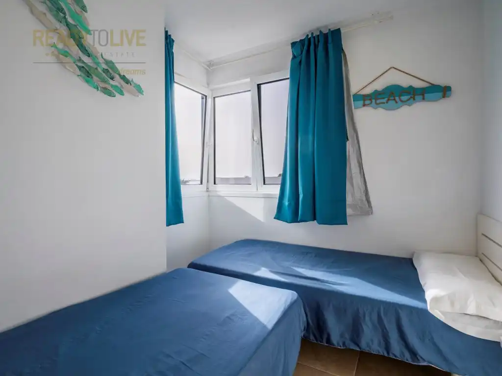 Schlafzimmer von Dachboden zum Verkauf in Pollença mit Klimaanlage, Terrasse und Waschmaschine