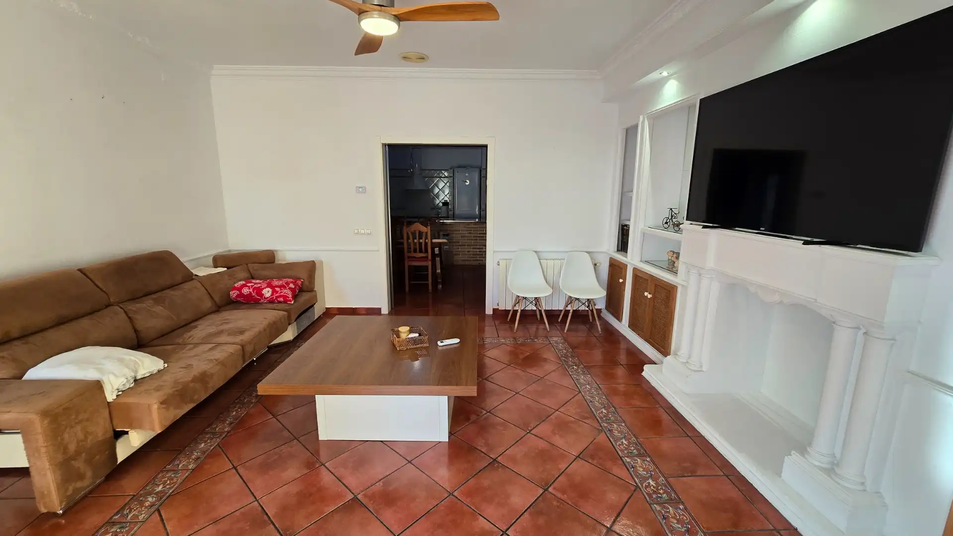 House with terrace for sale in J. Muñoz Chaves 8, imagen 3