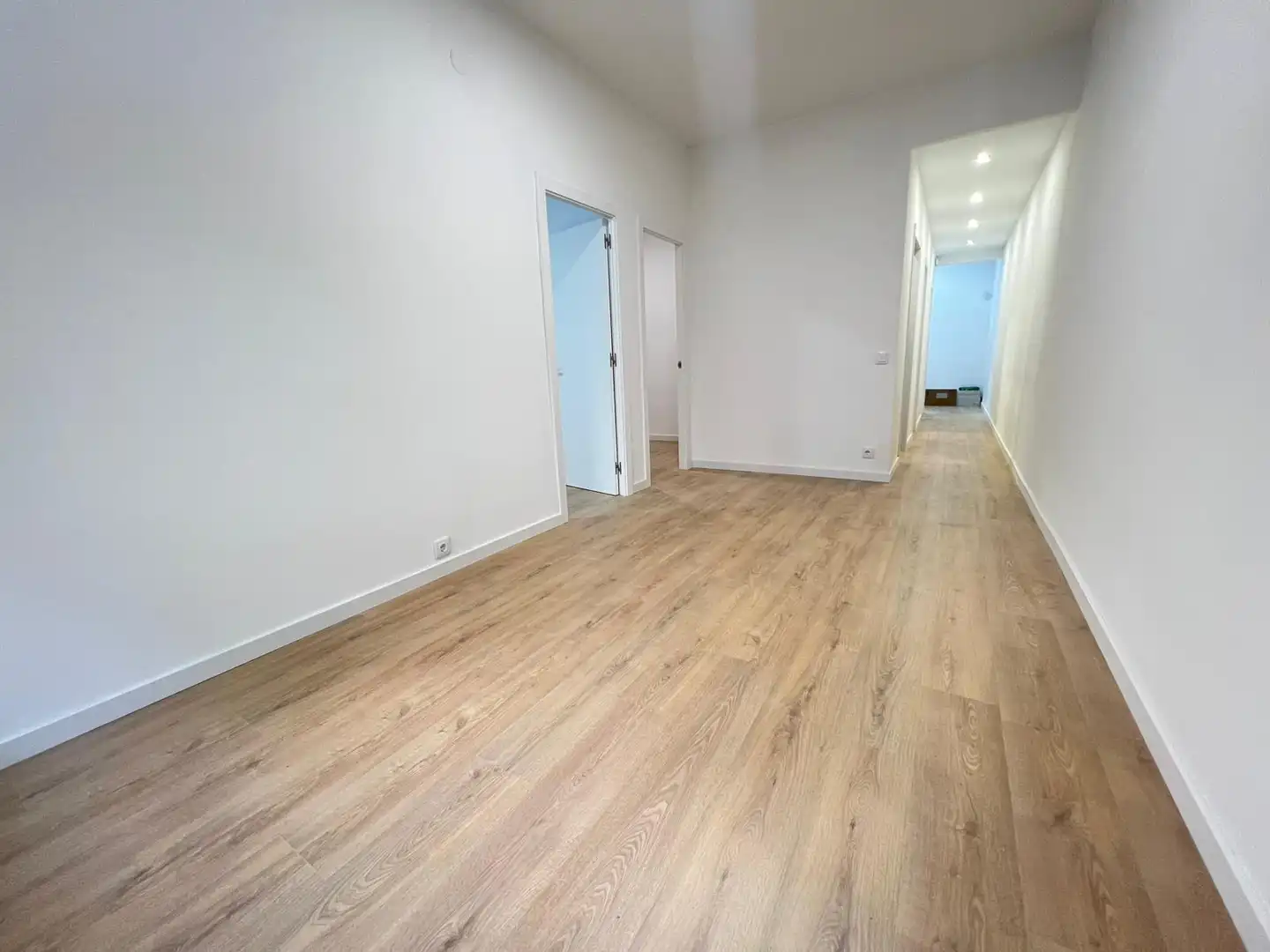 Piso en venta en Barcelona con Aire acondicionado, Parquet y Horno