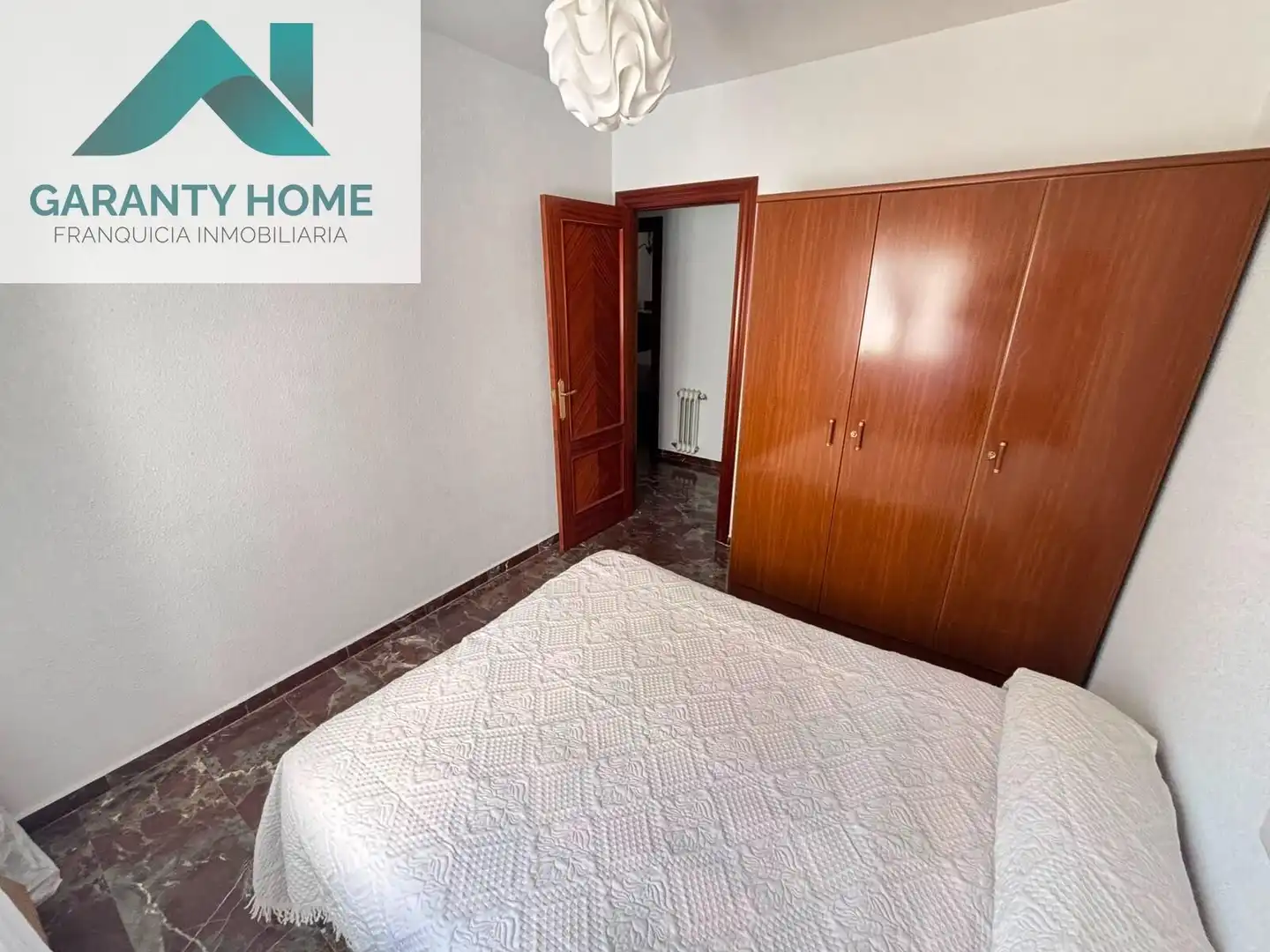 Habitación de Piso en venta en Torredonjimeno con Amueblado y Balcón
