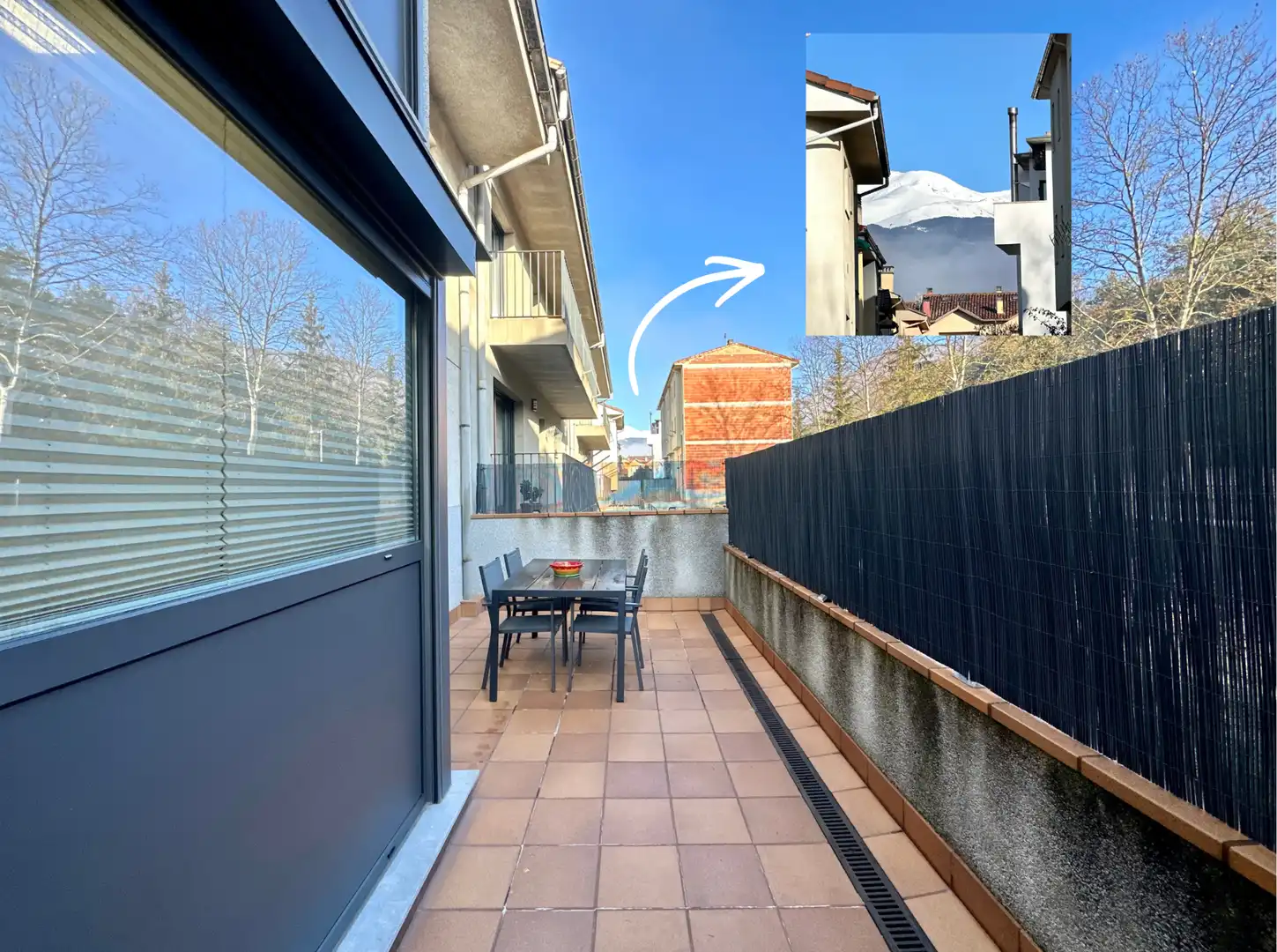 Vista exterior de Casa adosada en venta en Campdevànol con Calefacción, Terraza y Horno