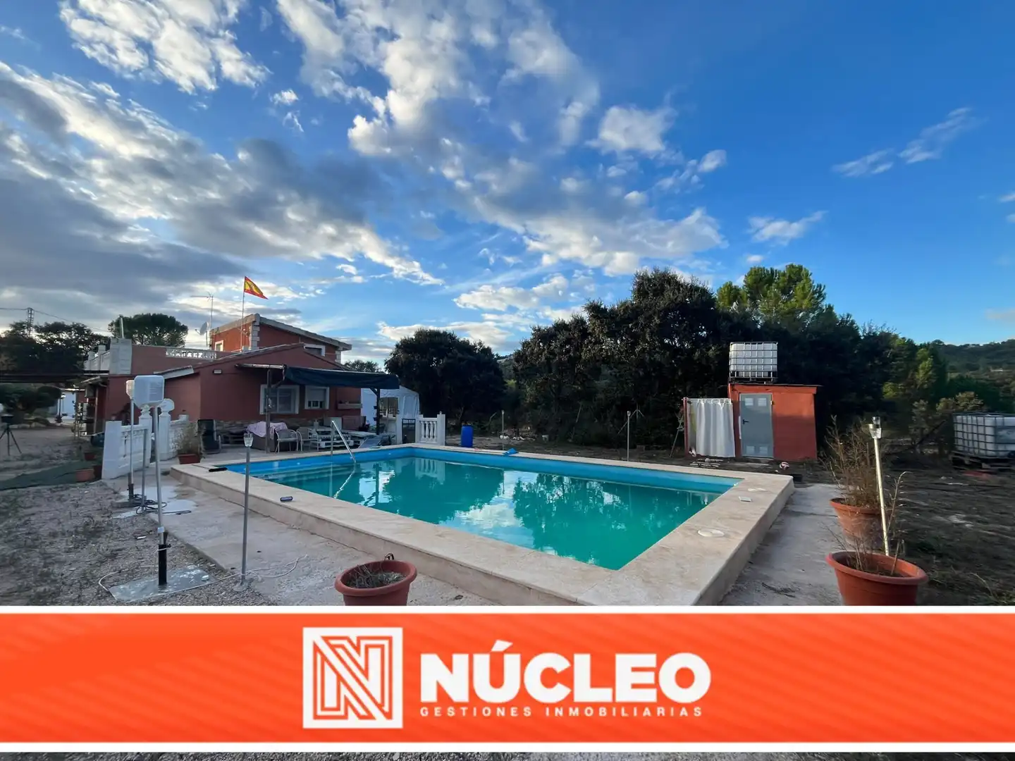 Villa con piscina in vendita a Banyeres de Mariola