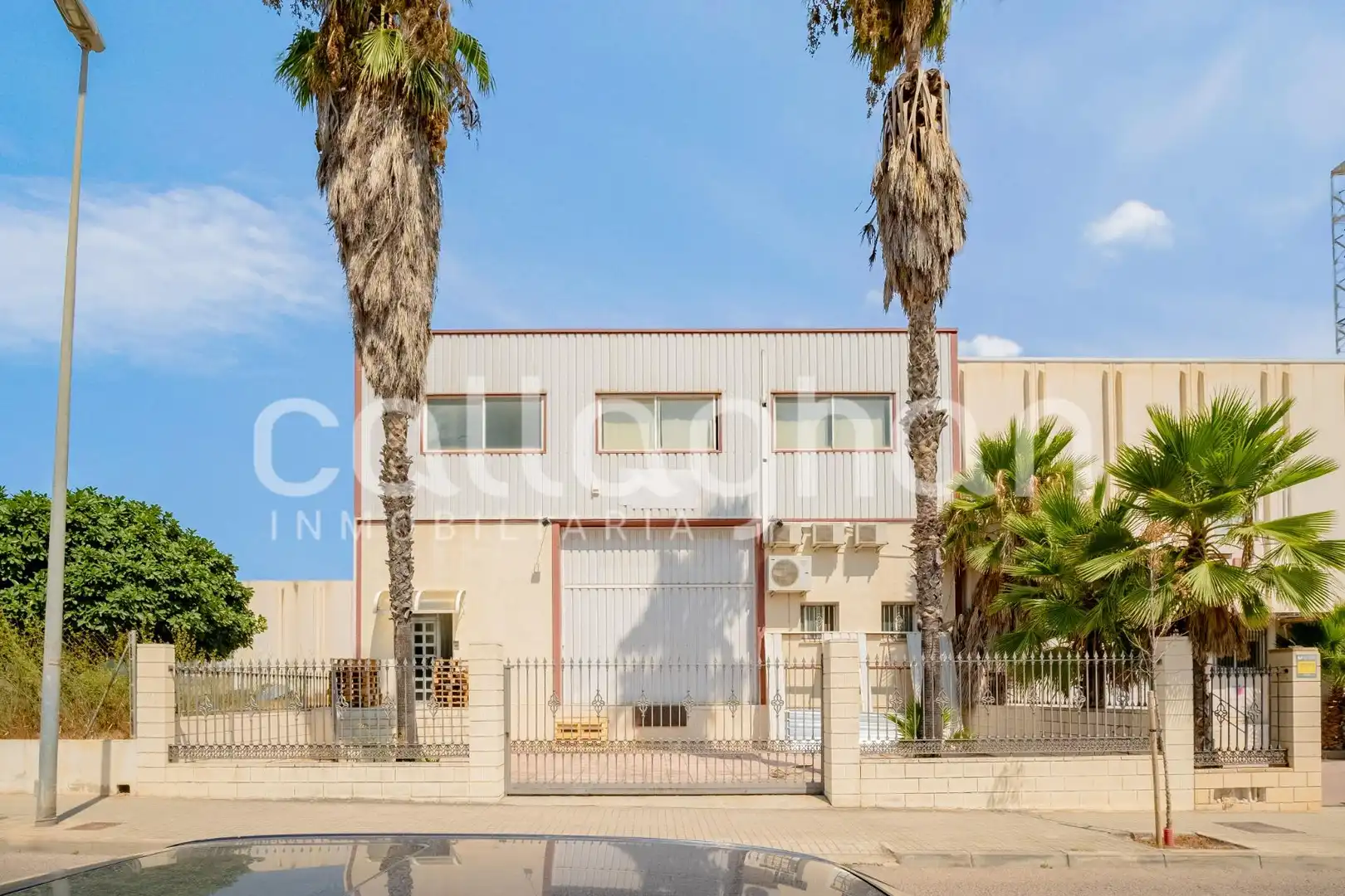 Exterior view of Industrial buildings for sale in Godella