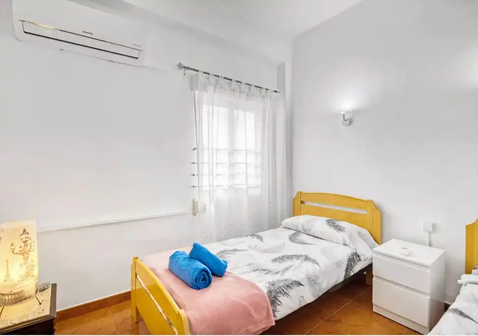 Bedroom of Flat for sale in Sueca  with Air Conditioner, Heating and Terrace