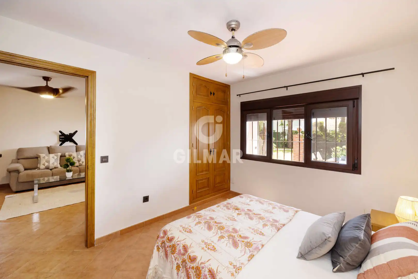 Habitación de Casa adosada en venta en Estepona con Jardín privado