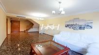 Sala d'estar de Dúplex en venda en Burjassot amb Aire condicionat i Balcó