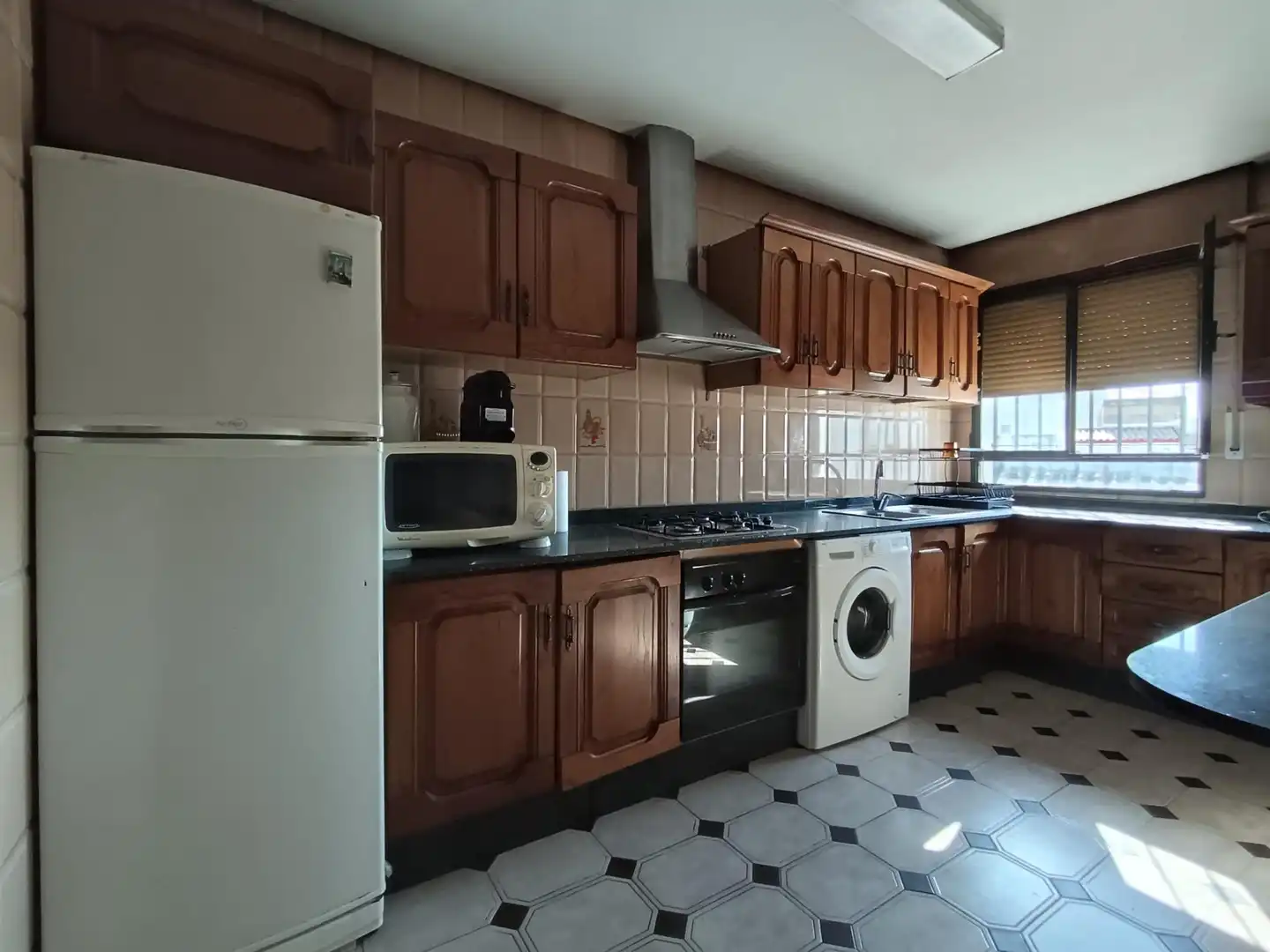 Kitchen of Flat for sale in Córdoba  with Air Conditioner, Terrace and Storage room