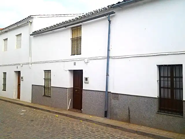 Vista exterior de Casa adosada en venda en Guadalcanal