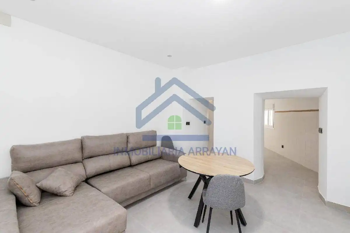 Maison avec terrasse à vendre à Barrio de la Vega, imagen 3