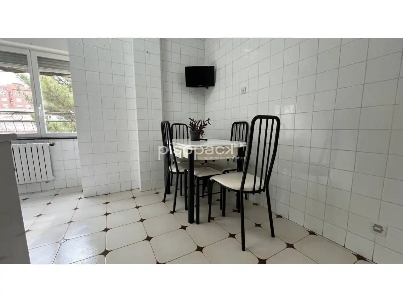 Kitchen of Flat for sale in  Pamplona / Iruña  with Heating, Parquet flooring and Alarm