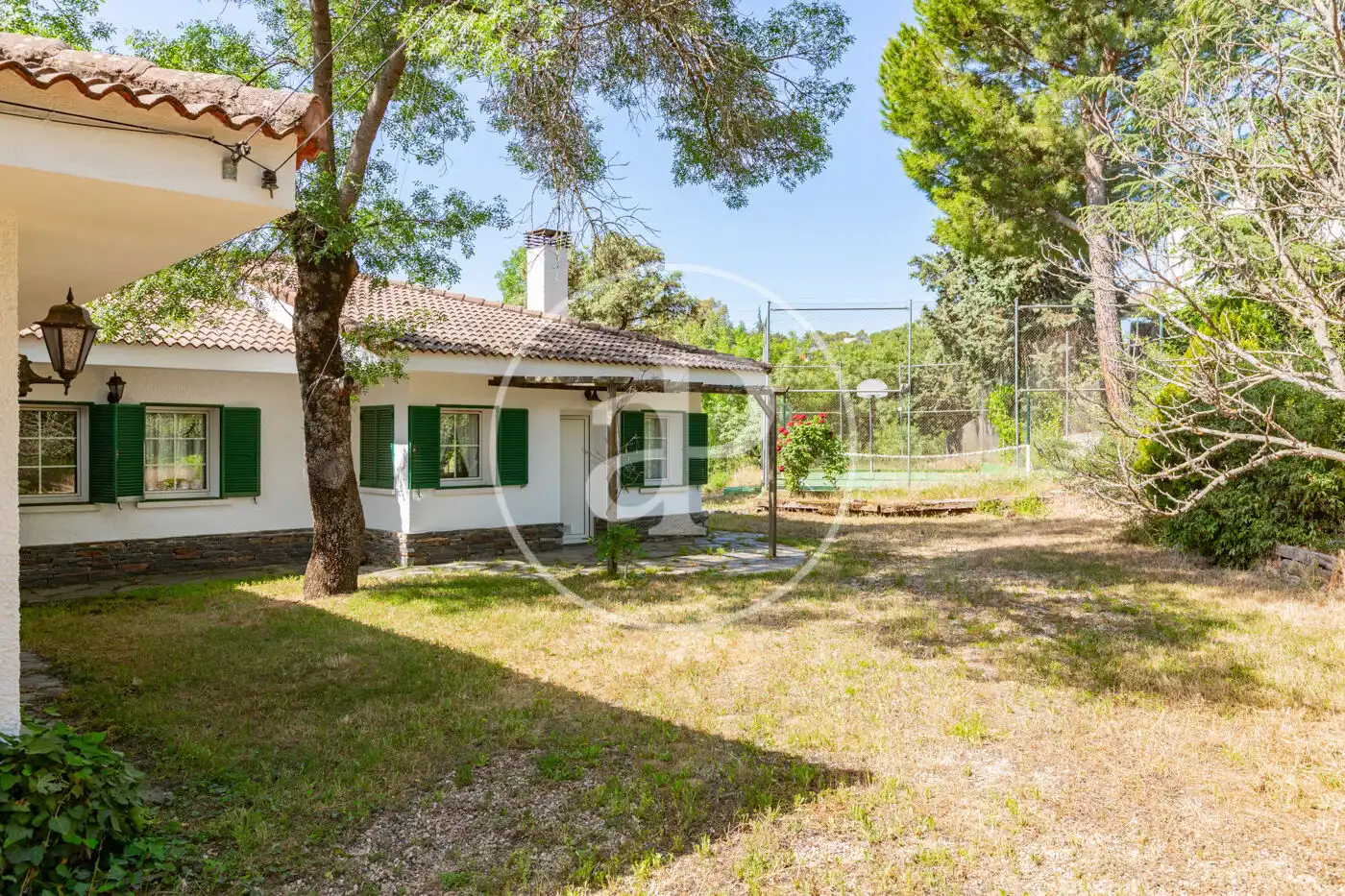 Jardí de Casa o xalet en venda en Torrelodones amb Calefacció, Jardí privat i Traster