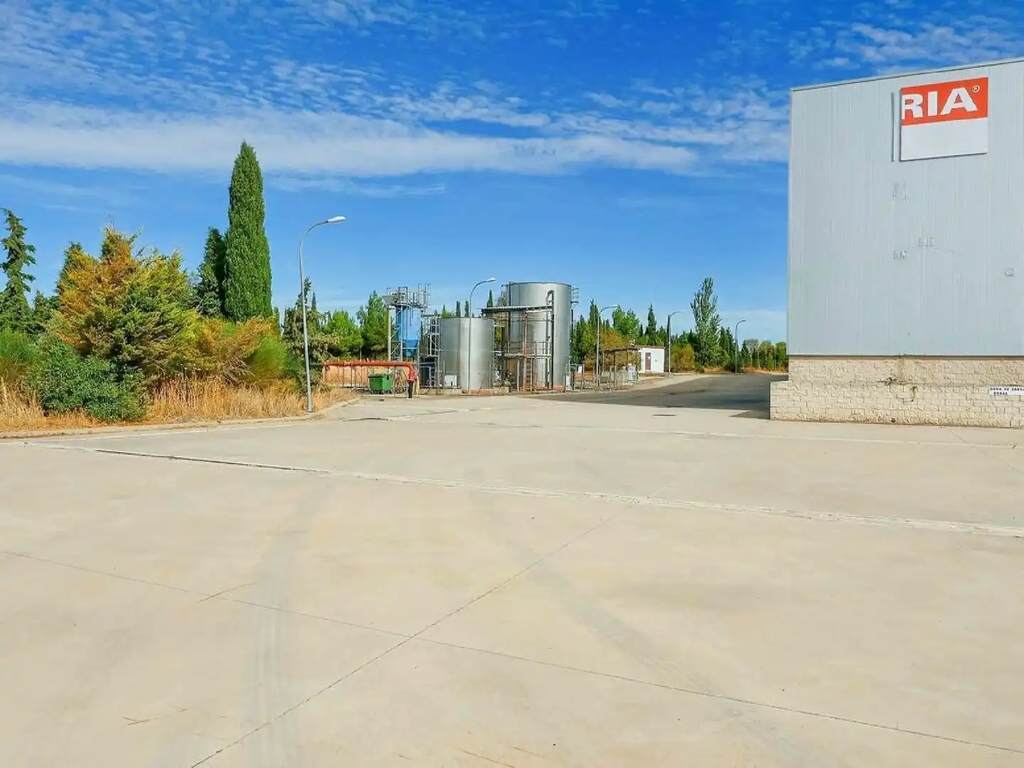 Vista exterior de Nave industrial en venta en Tarancón