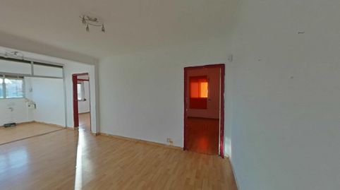 Foto 2 de Piso en venta en Calle Jerez de la Frontera, Sant Roc, Badalona