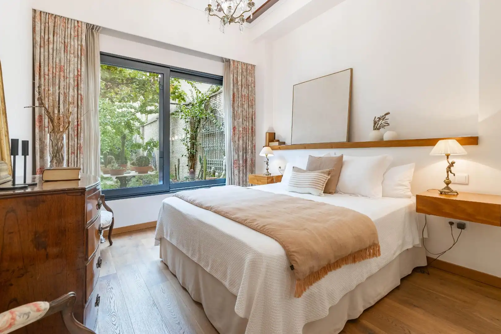 Bedroom of Houses for sale in Xàtiva  with Air Conditioner, Private garden and Terrace