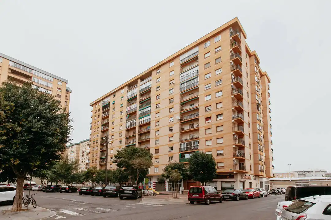 Vista exterior de Piso en venta en Santiago