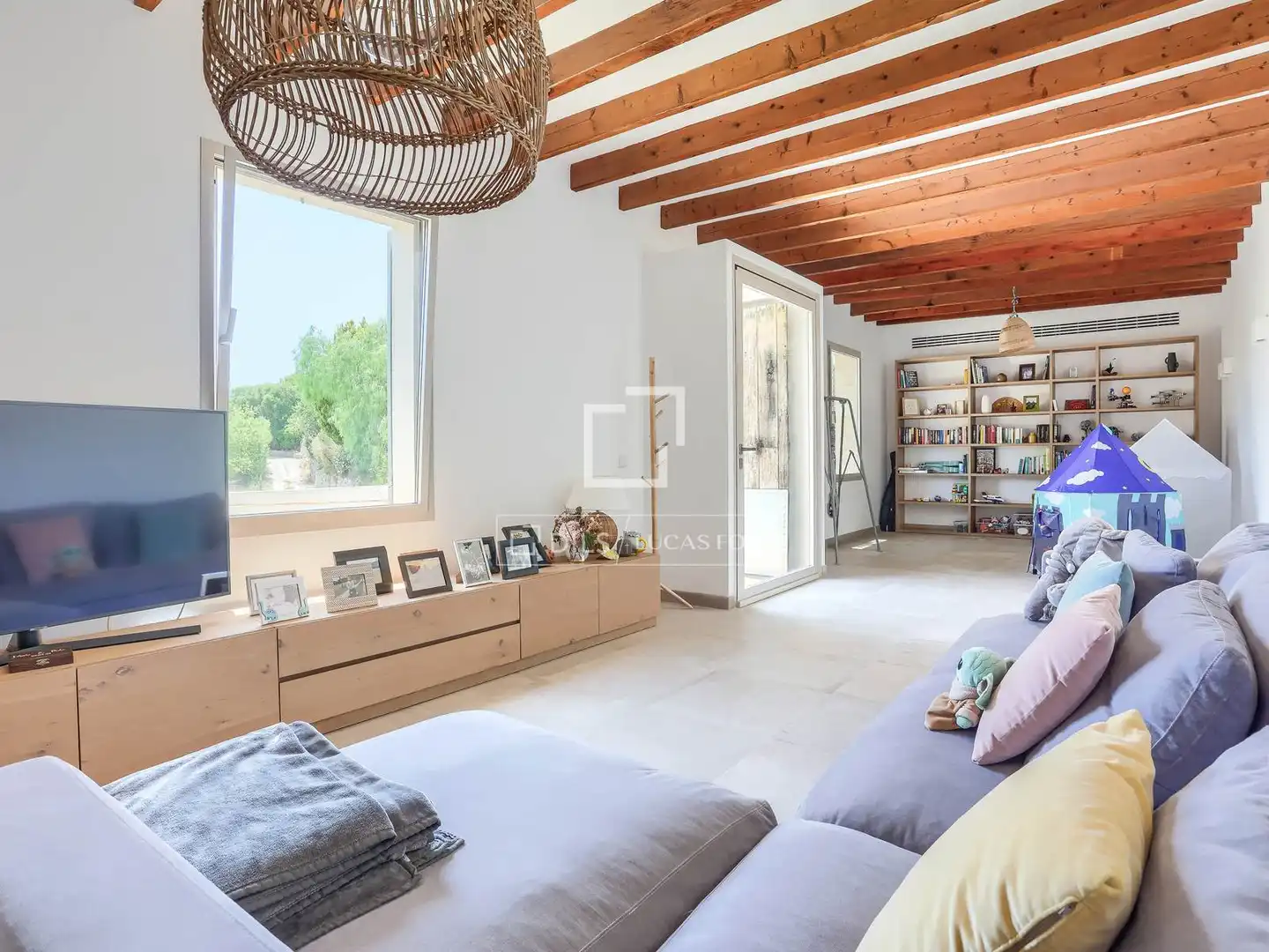 Living room of Houses for sale in Calvià  with Air Conditioner, Heating and Private garden