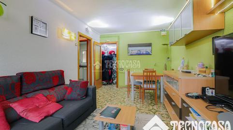 Foto 4 von Wohnung zum Verkauf in Singuerlín, Santa Coloma de Gramenet