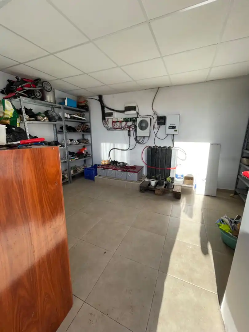 Houses for sale in Pedralba  with Air Conditioner, Swimming Pool and Alarm