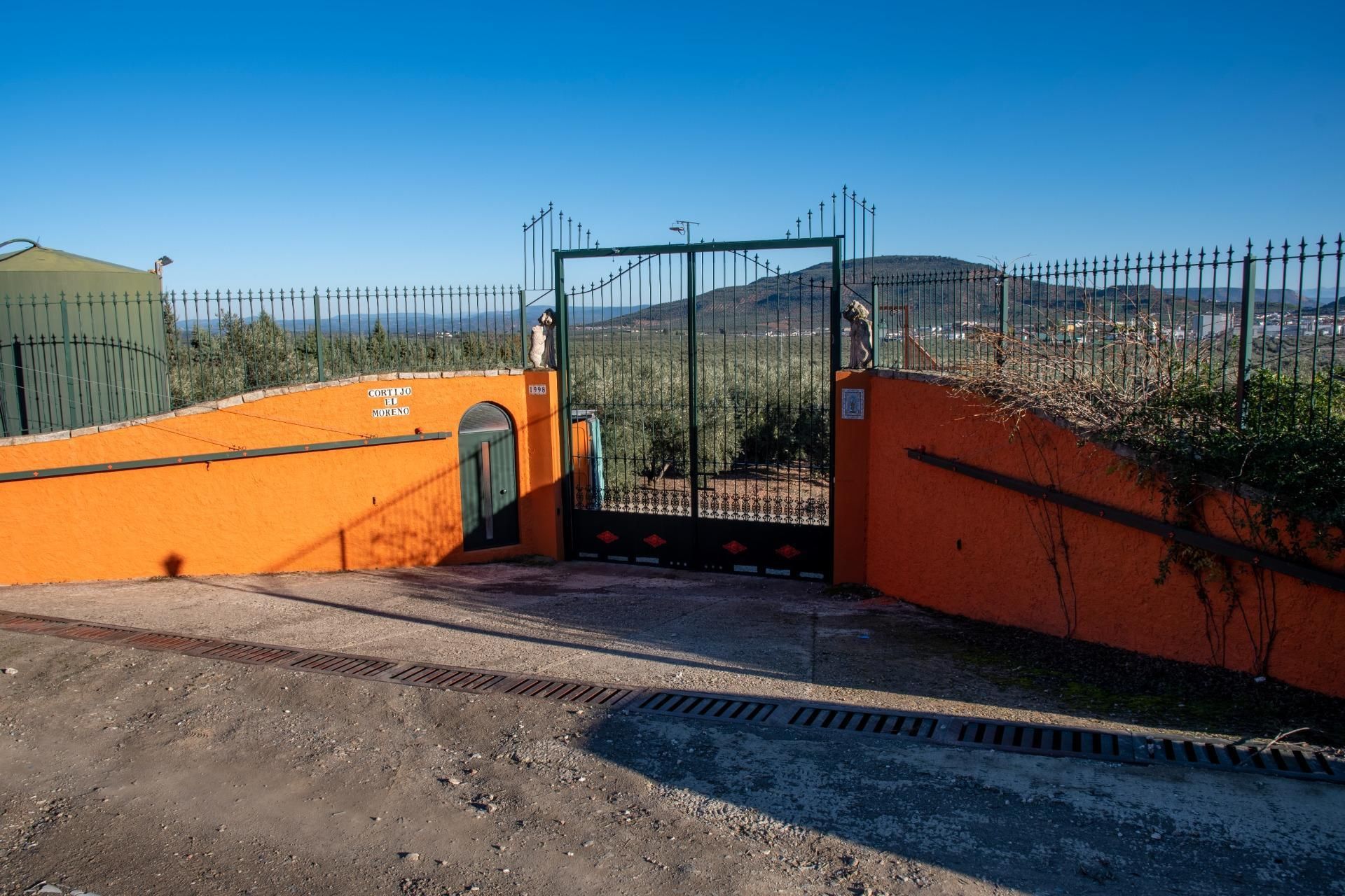 Country house for sale in Vilches  with Air Conditioner, Heating and Swimming Pool