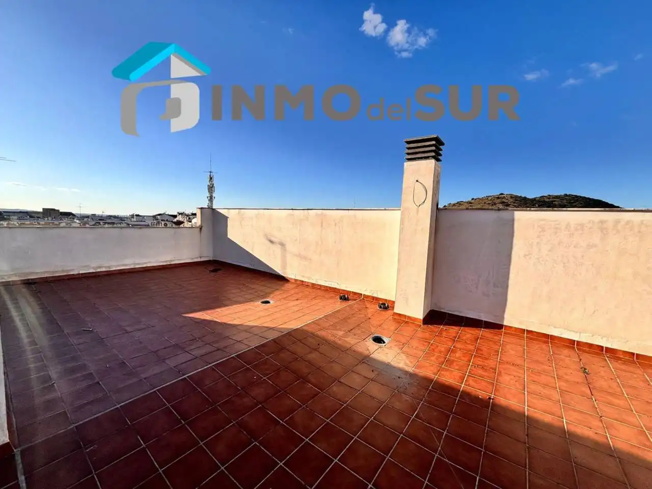 Dúplex con terraza en venta en Calle DOÑA LEONOR, imagen 2