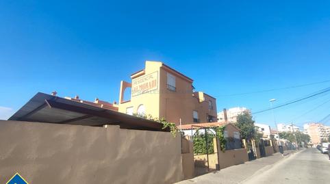 Foto 4 de Casa o xalet en venda a Nueva Torrevieja, Alicante