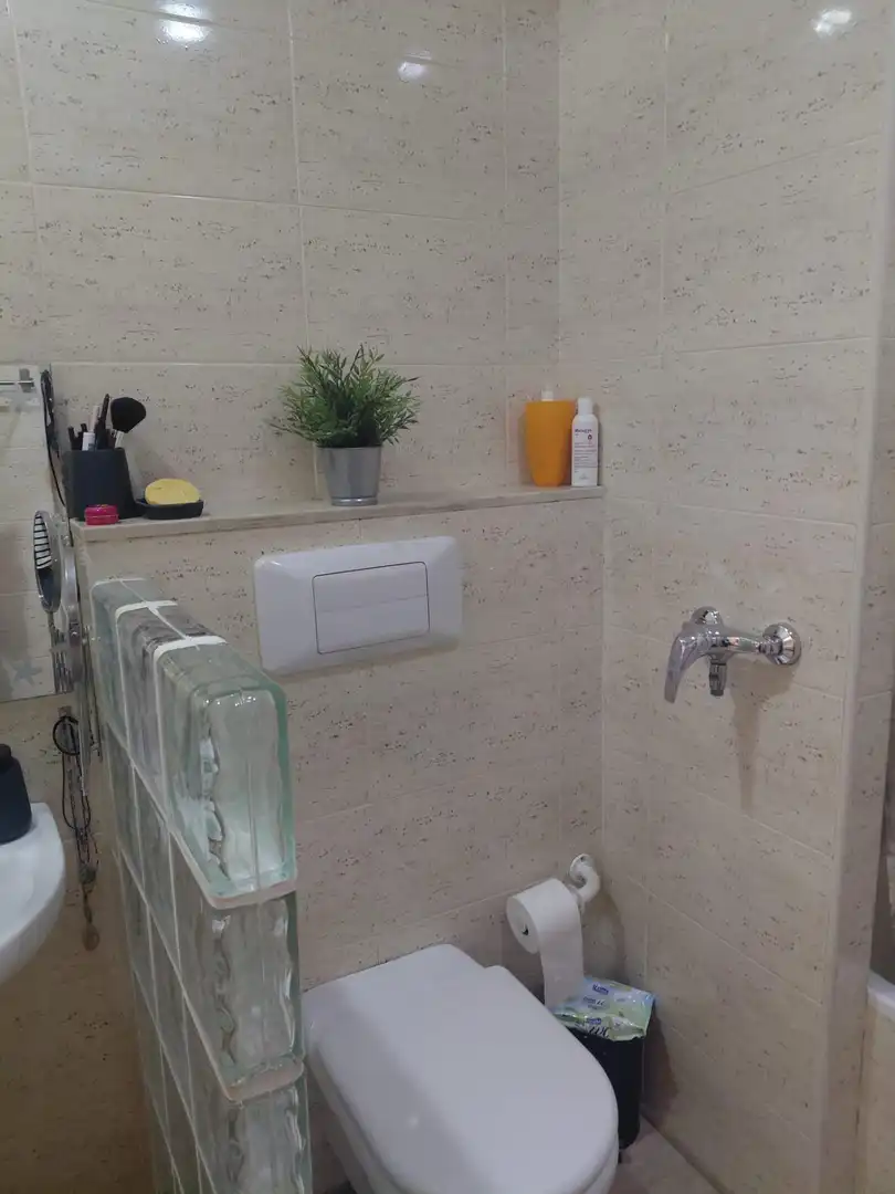 Bany de Pis en venda en Canovelles amb Calefacció, Jardí privat i Parquet