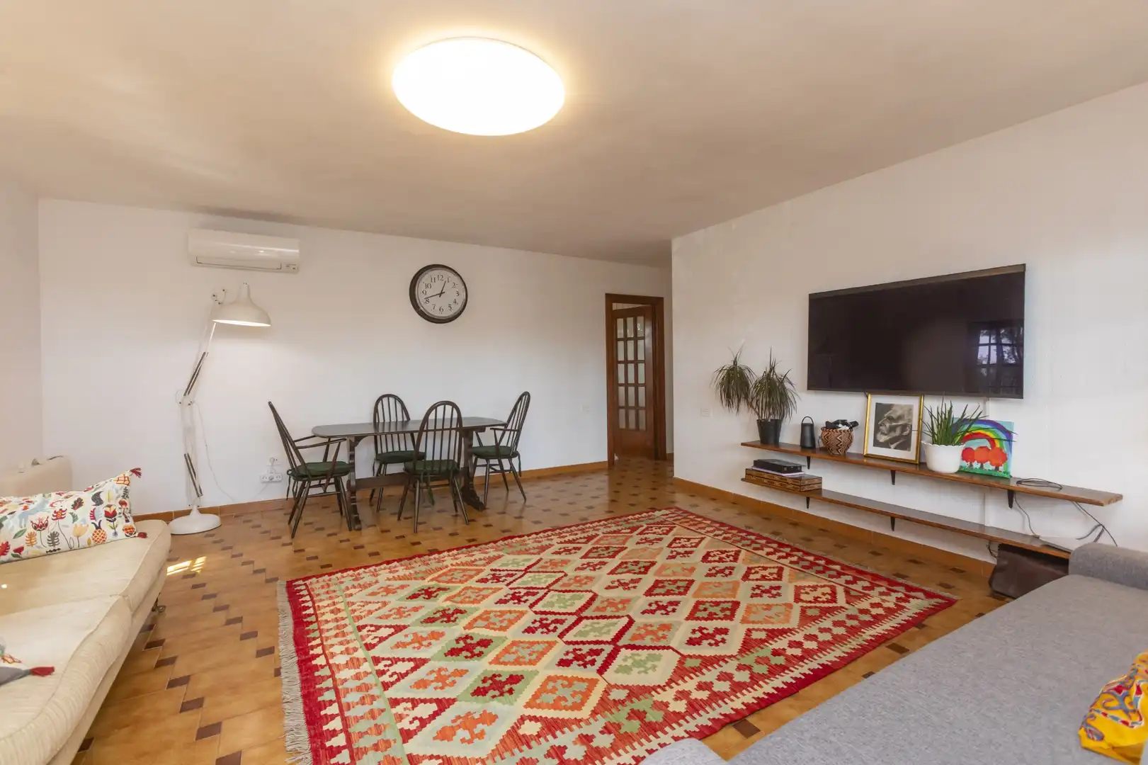 Wohnzimmer von Haus oder Chalet zum Verkauf in Benicasim / Benicàssim mit Klimaanlage, Privatgarten und Terrasse