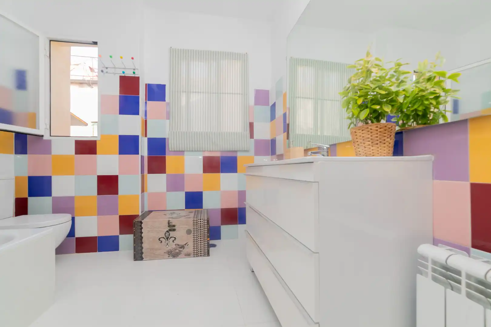 Baño de Piso de alquiler en Madrid con Aire acondicionado, Calefacción y Amueblado