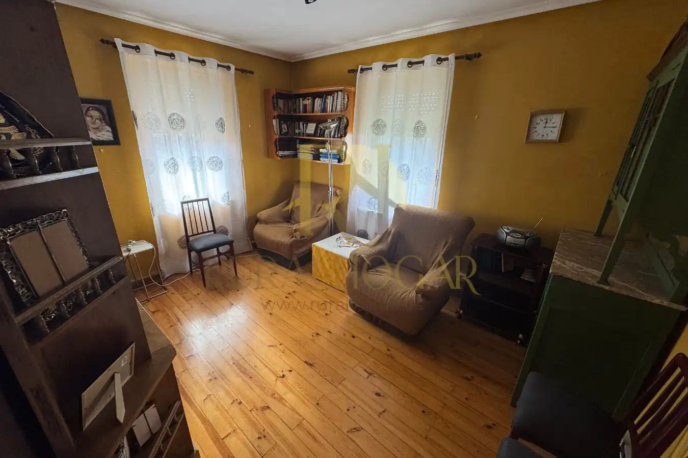 Living room of Houses for sale in León Capital   with Heating, Private garden and Parquet flooring