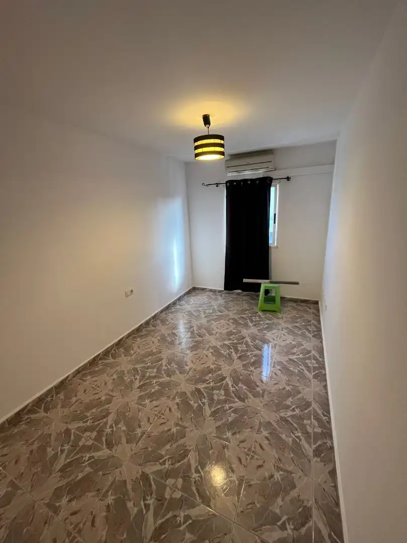 Habitación de Apartamento en venta en Arona con Balcón
