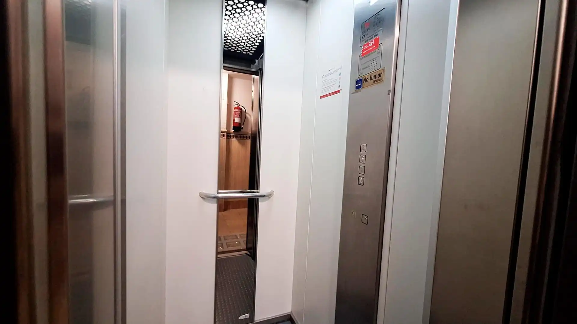 Flat for sale in Córdoba  with Air Conditioner and Heating