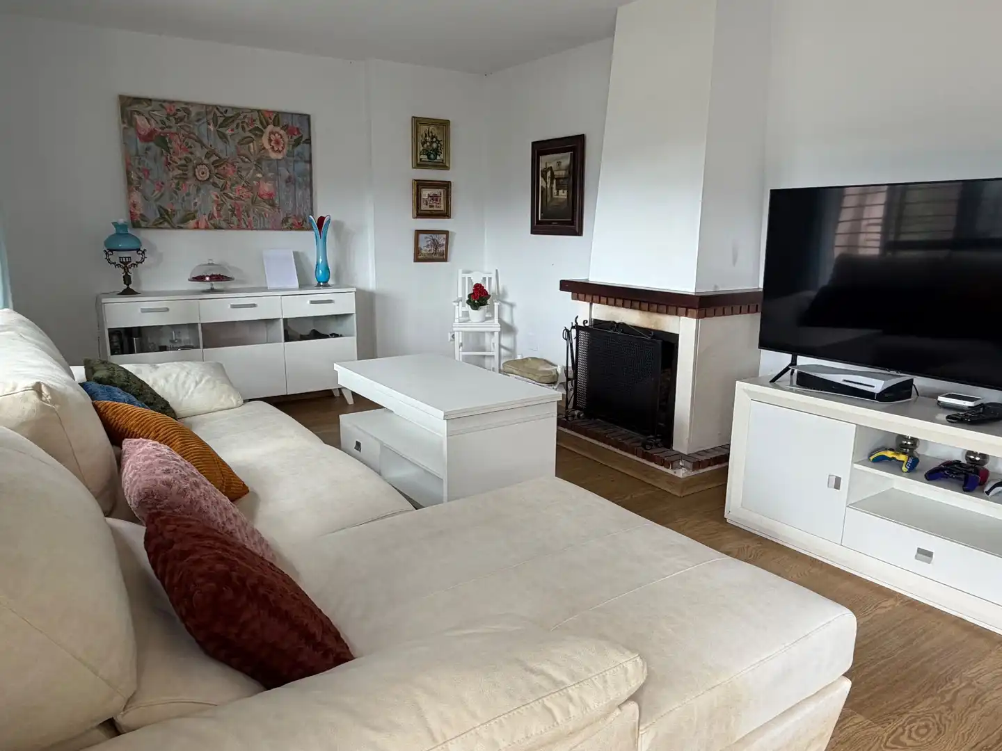 Sala de estar de Ático en venta en Algeciras con Aire acondicionado y Terraza