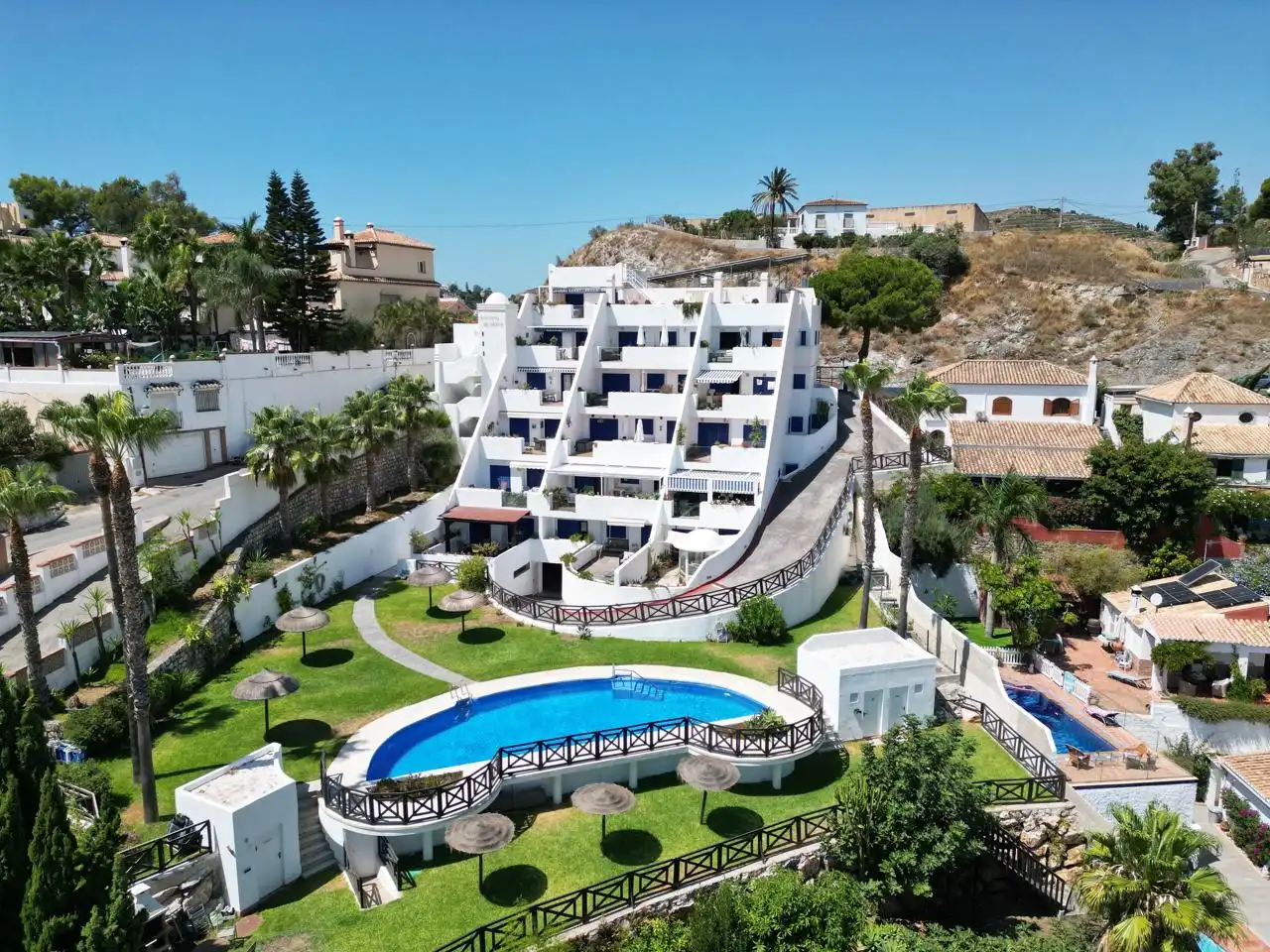 Exterior view of Apartments for sale in Almuñécar  with Air Conditioner, Terrace and Furnished