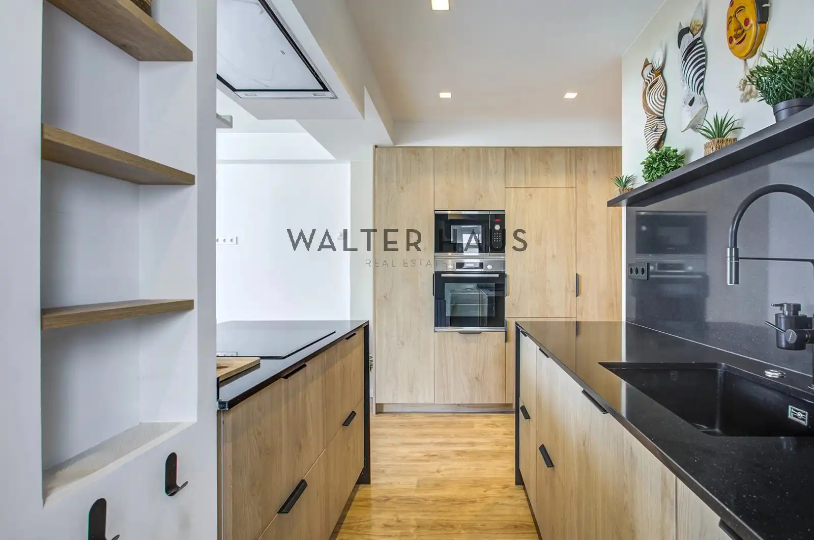 Kitchen of Attic for sale in Barcelona  with Air Conditioner, Terrace and Balcony