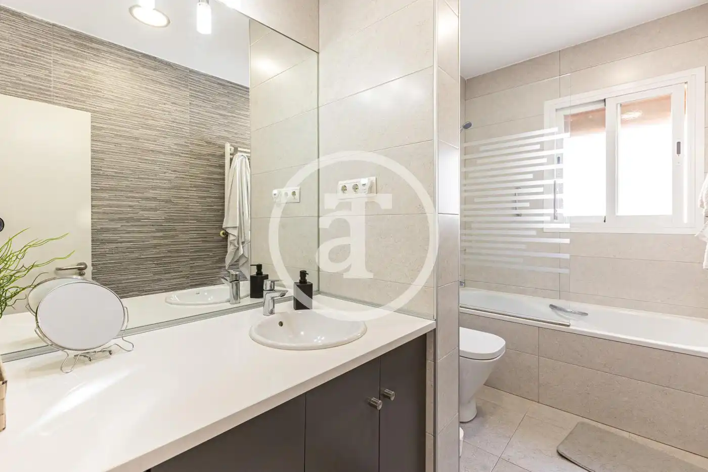 Attic for rent in Calle San Quintín, 10, Palacio