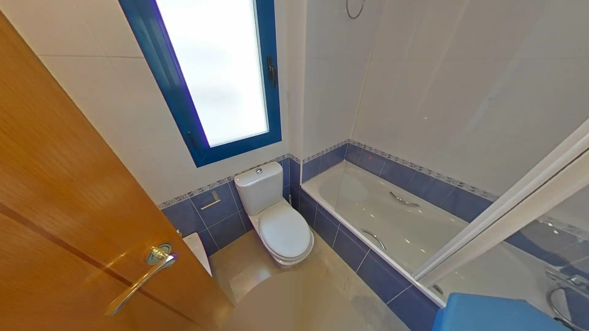 Baño de Piso en venta en Calpe / Calp