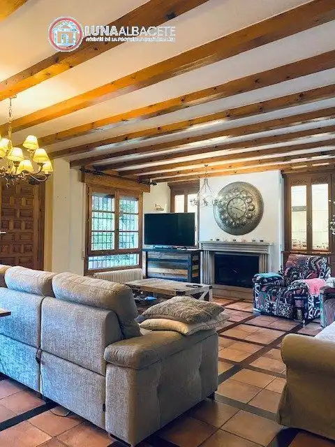 Houses for sale in Pedanías - Extrarradio
