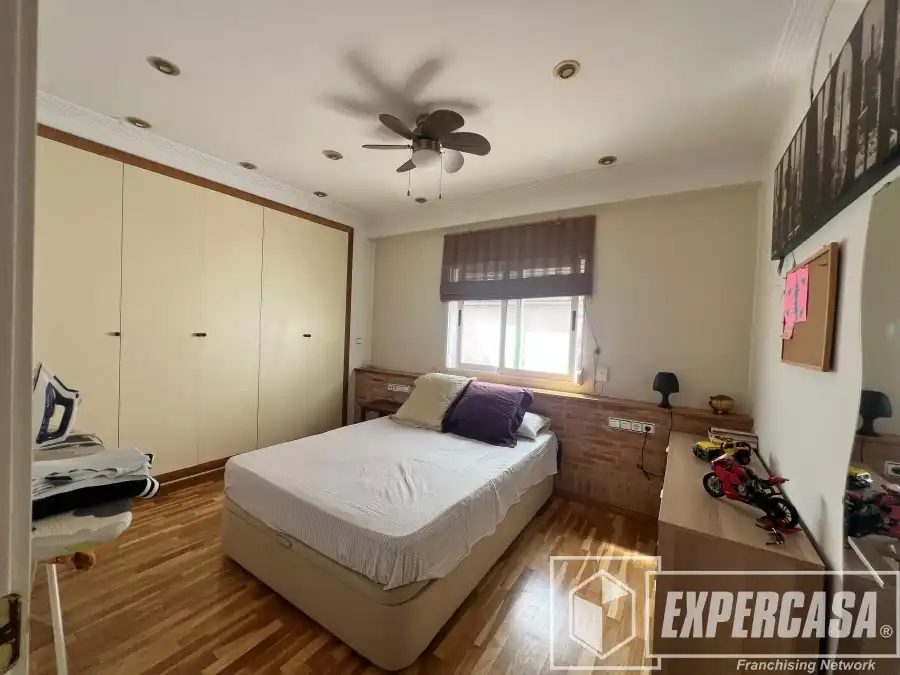 Habitación de Piso en venta en Alaquàs con Parquet