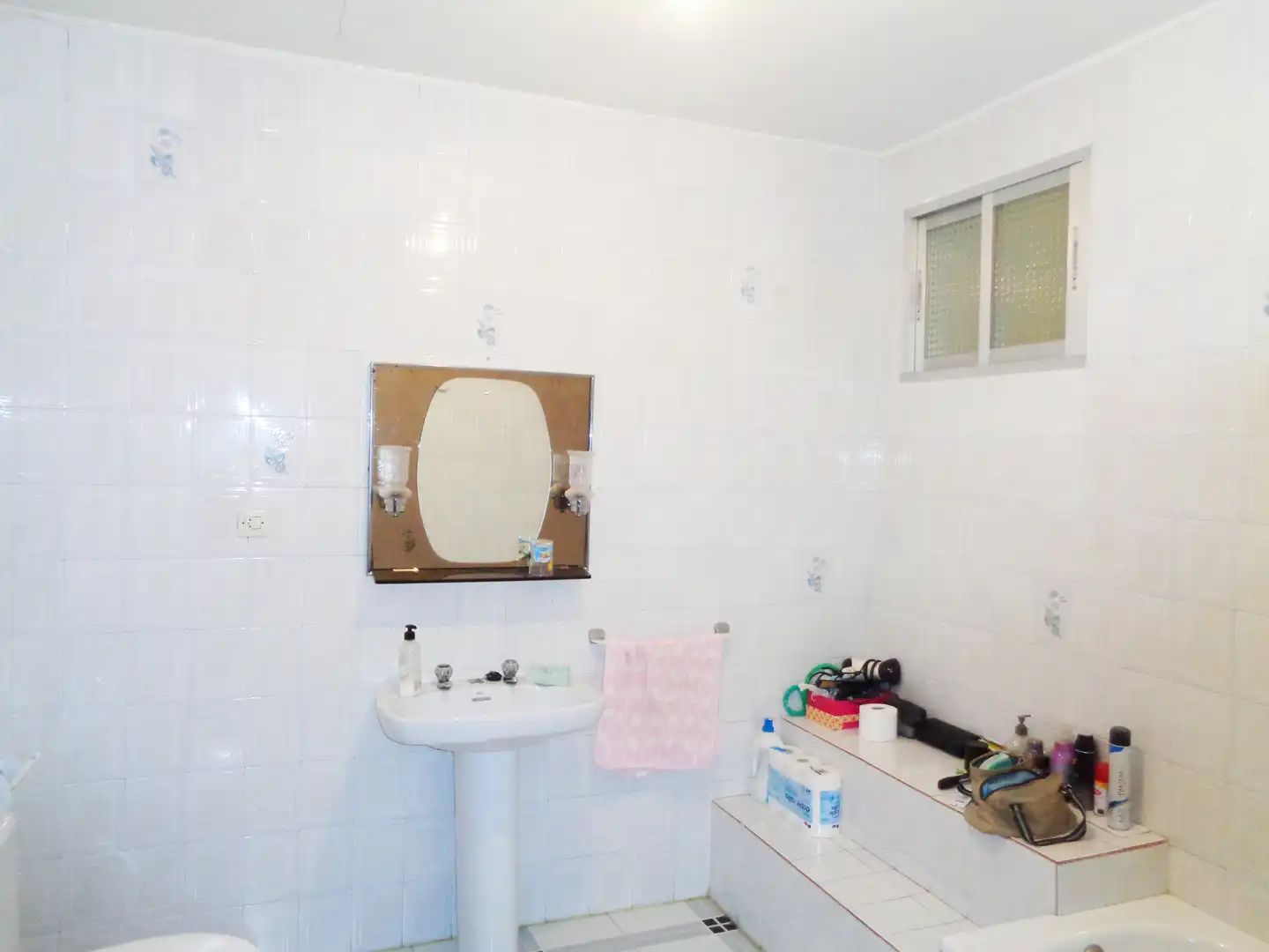 Bathroom of Detached homes for sale in Ahigal  with Heating, Terrace and Storage room