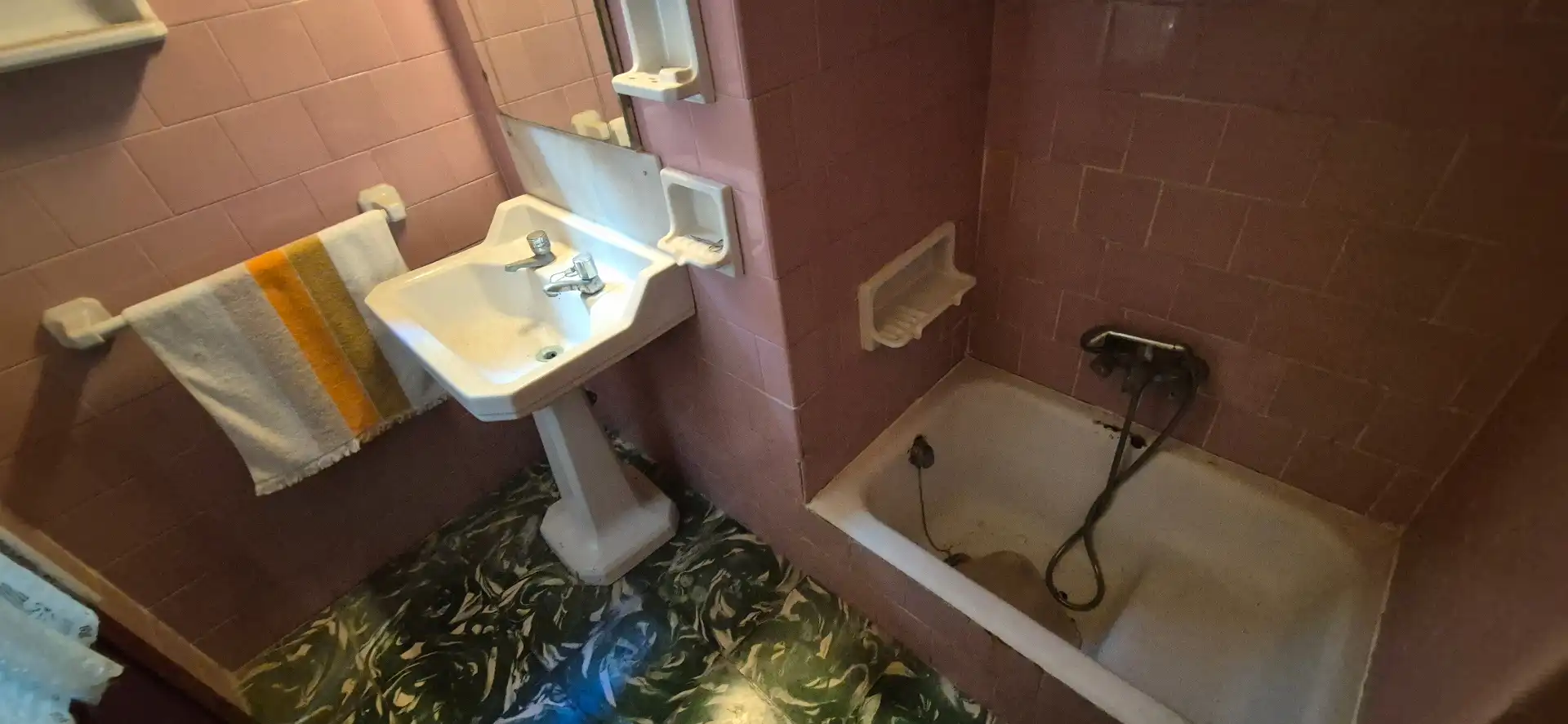 Bany de Casa o xalet en venda en Miramar amb Terrassa i Balcó