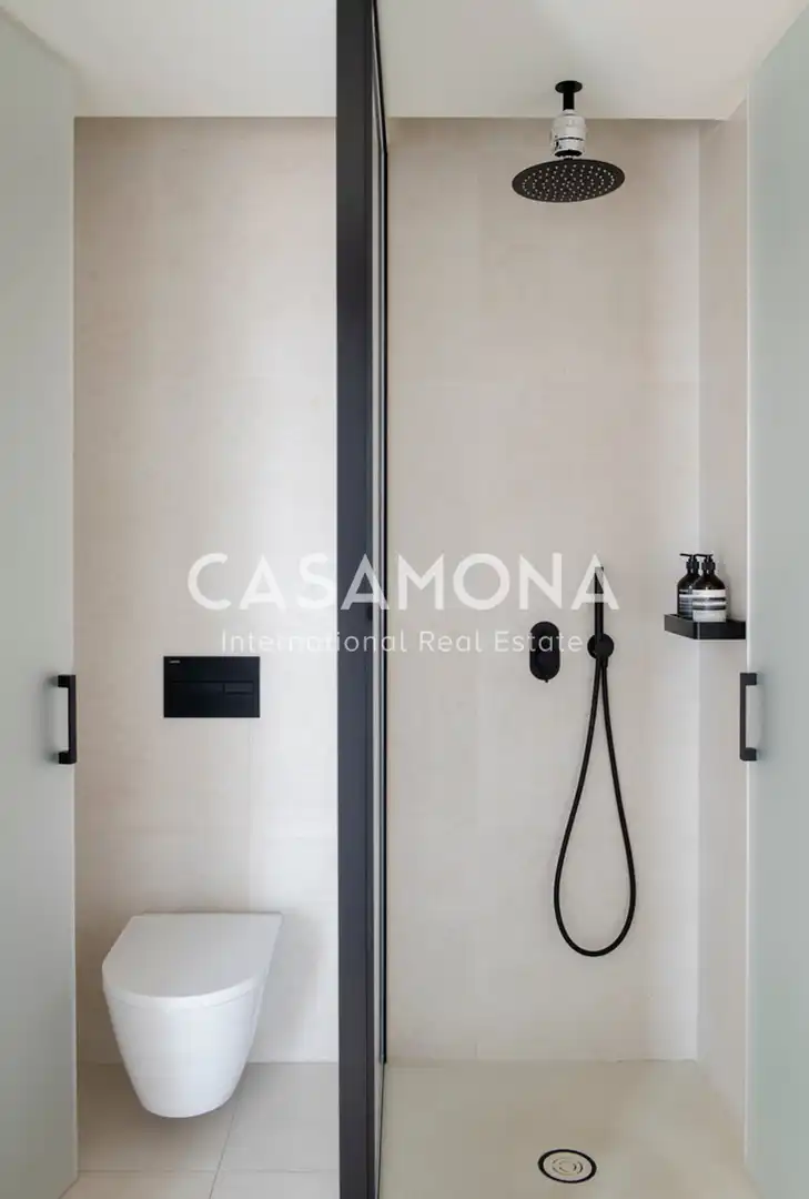 Bany de Apartament de lloguer en Barcelona amb Terrassa, Moblat i Internet