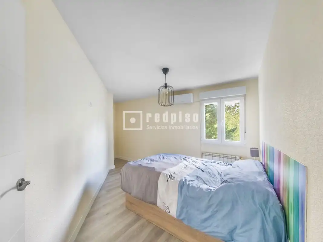 Habitación de Piso en venta en Rivas-Vaciamadrid con Aire acondicionado, Calefacción y Jardín privado