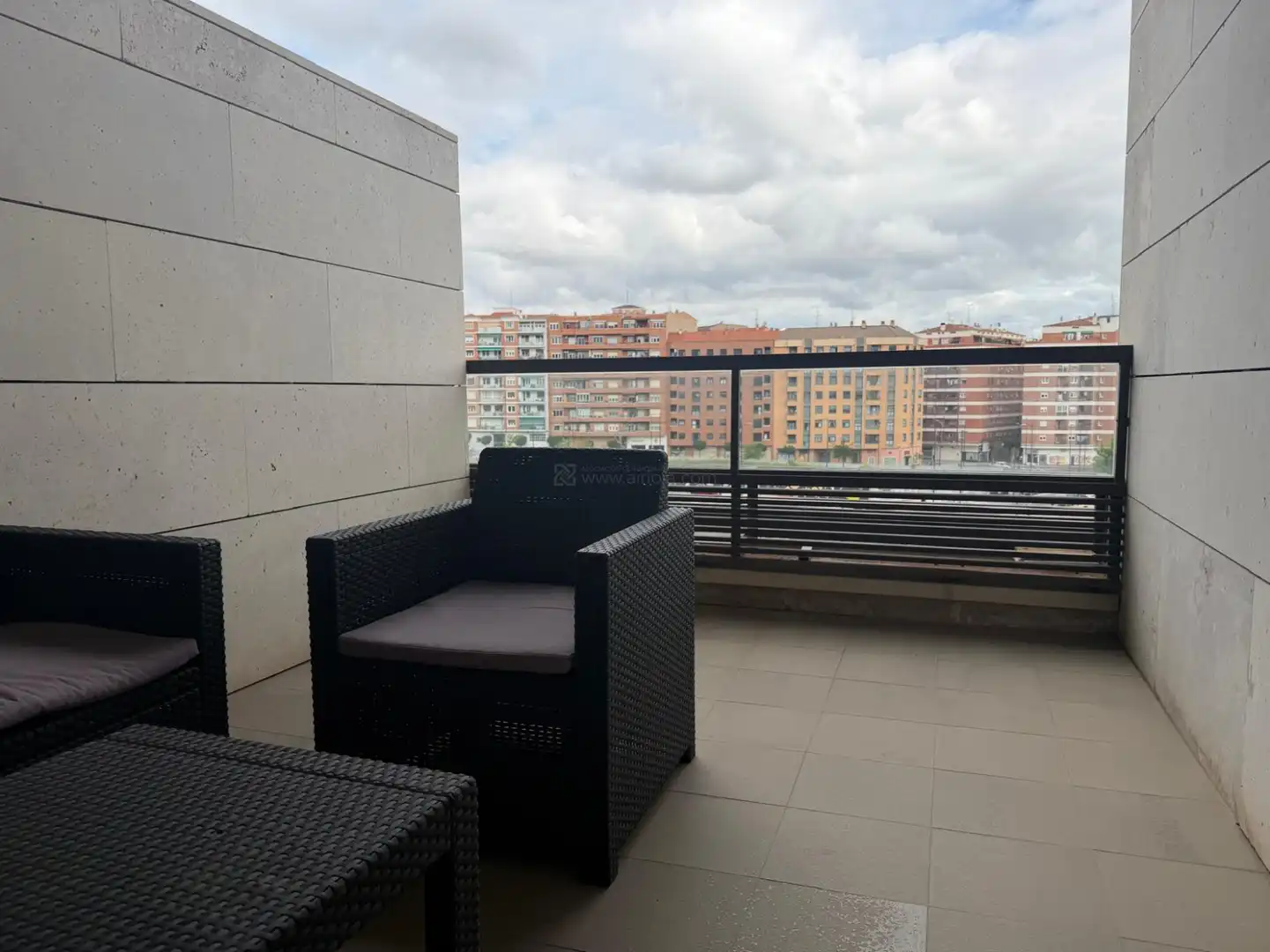 Terraza de Piso en venta en  Logroño con Calefacción, Parquet y Terraza