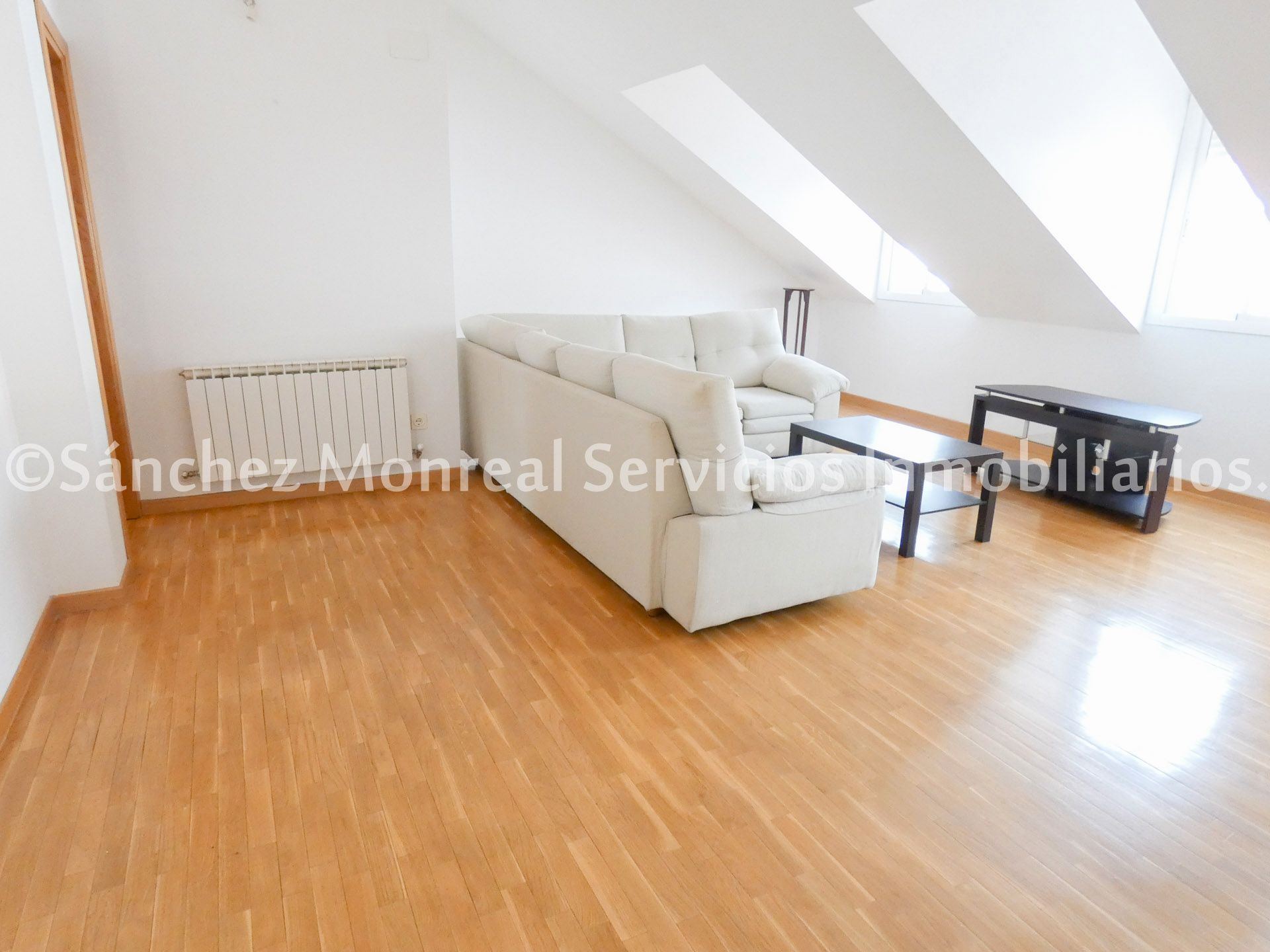 Sala d'estar de Pis en venda en Alcázar de San Juan amb Calefacció, Forn i Piscina comunitària