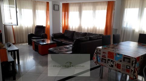 Foto 2 de Piso de alquiler en Calle Nogalera, El Bajondillo, Torremolinos