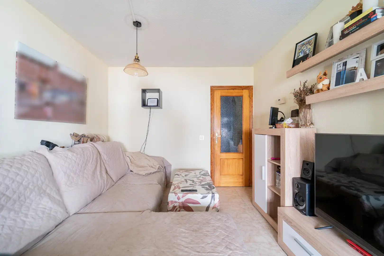 Sala de estar de Planta baja en venta en Sevilla la Nueva con Calefacción, Terraza y Amueblado